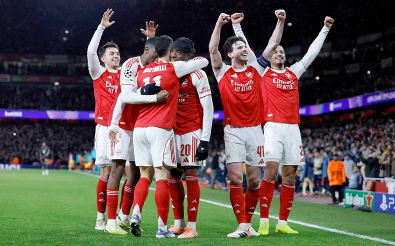 nhung-khoanh-khac-lech-nhip-co-the-can-buoc-arsenal-trong-cuoc-dua-vo-dich